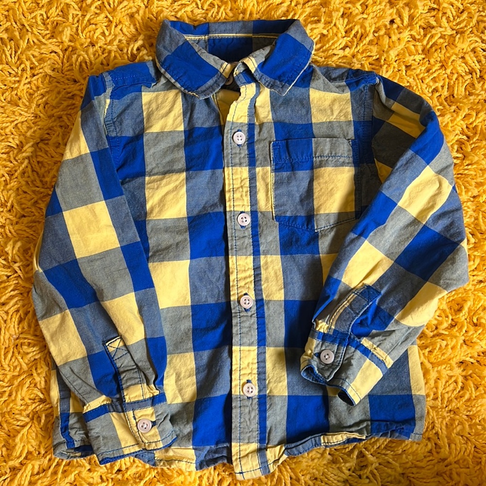Crazy 8 button down boys shirt 3T